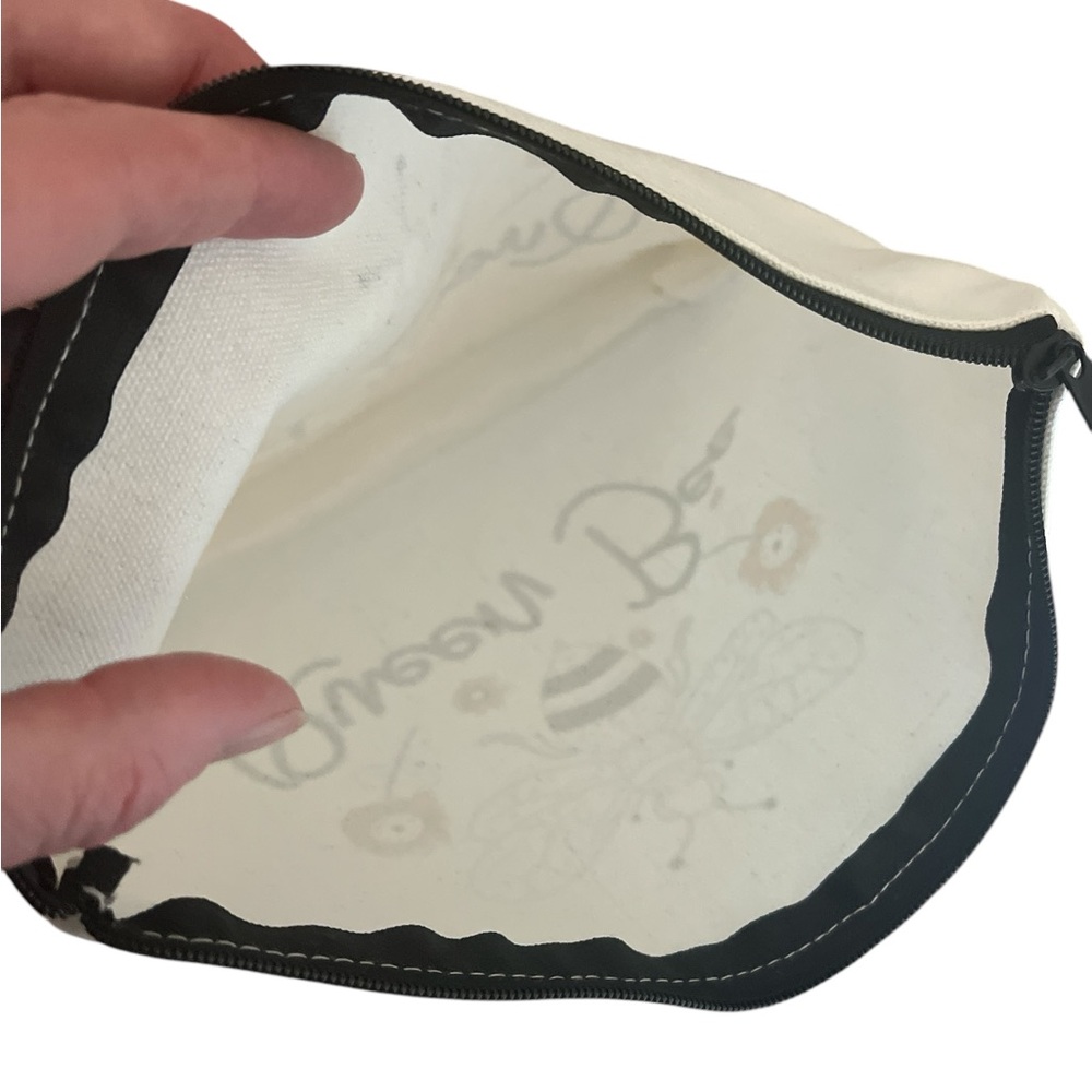 Queen Bee Cosmetic Bag - Picture 3 of 4